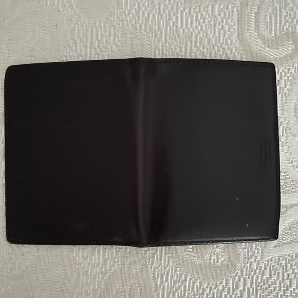 Coach chocolate brown Signature leather wallet with ID wallet. - Picture 9 of 9